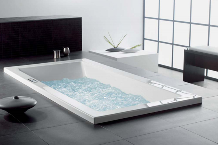Installation de douches à l'italienne, baignoire sur mesure ... Créatif Jacuzzi Baignoires