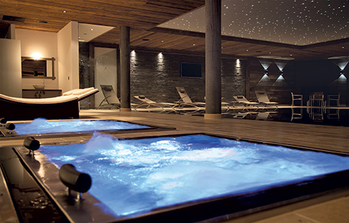 Jacuzzi de luxe sur mesure installé à Crans Montana